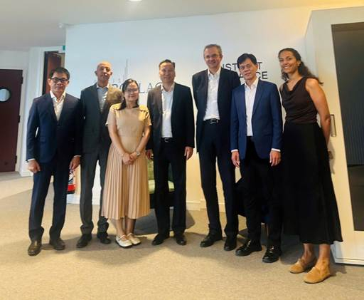 vifc dn advances cooperation with paris europlace and mirova