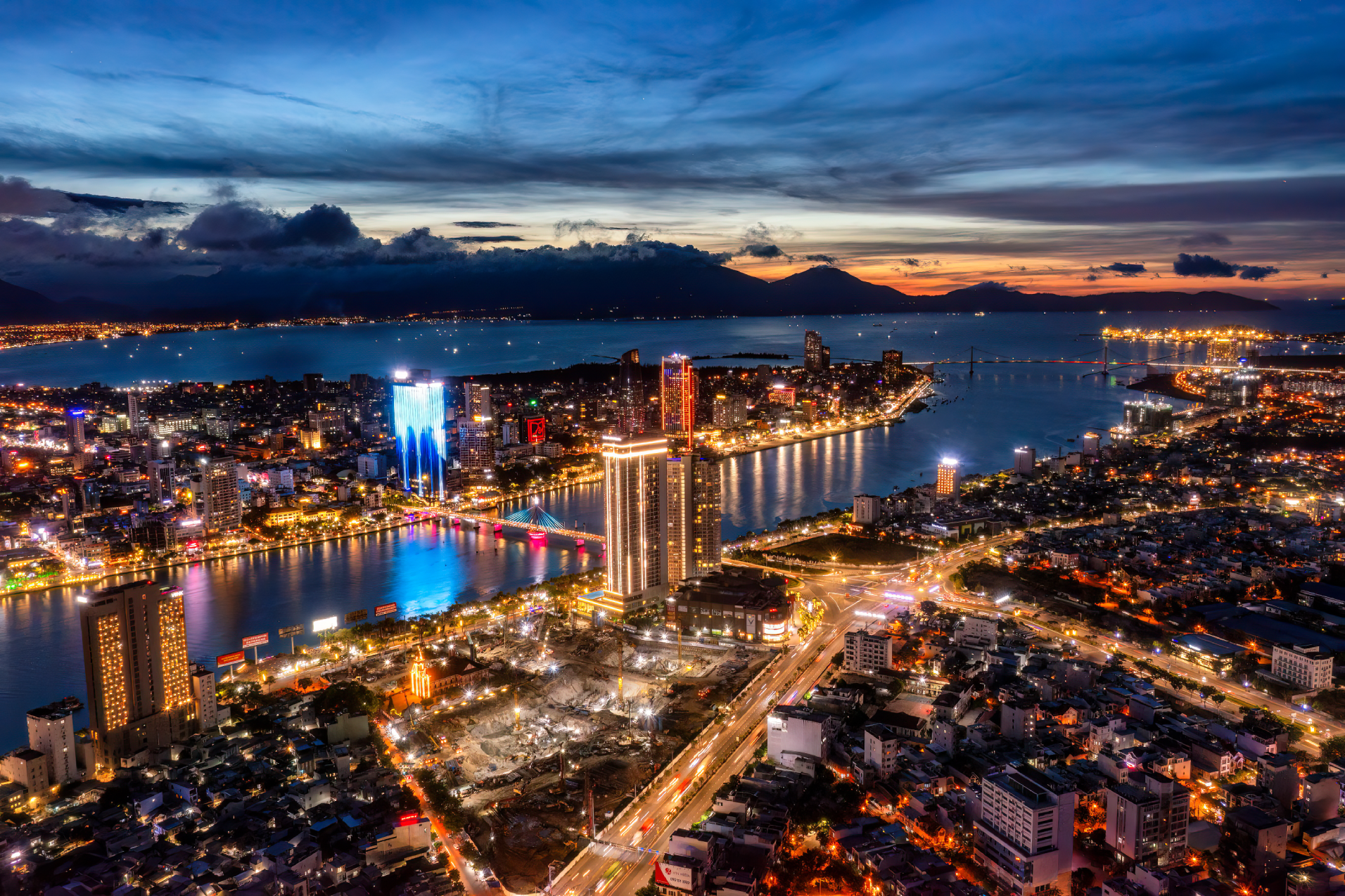Building world-class infrastructure for Southeast Asia&rsquo;s leading financial center